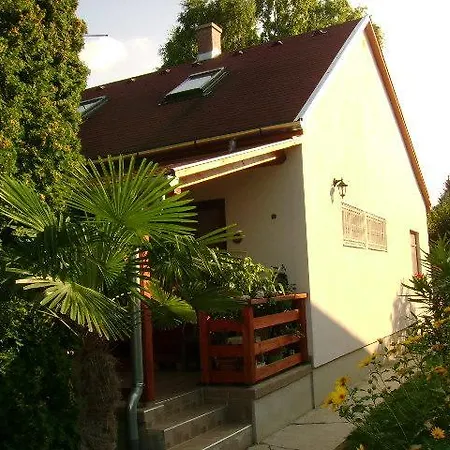 Sosto שיופוק